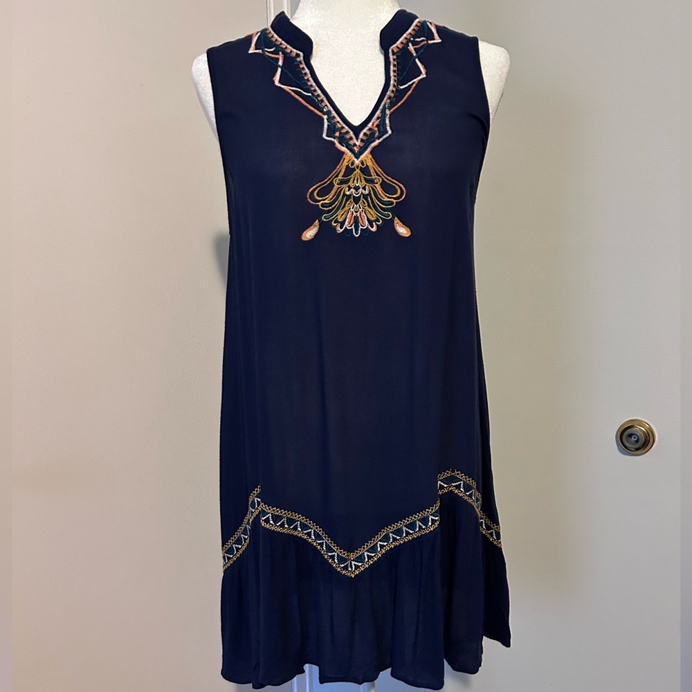 Blue Pepper Sleeveless Tunic Blouse,Blue Color ,Size Medium